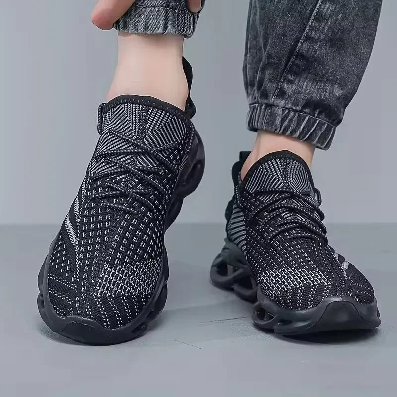 2025 Men's Sports Shoes Summer Lightweight Fashion Mesh Shoes Soft Comfortable Outdoor Anti Slip Casual Shoes Tenis Masculino