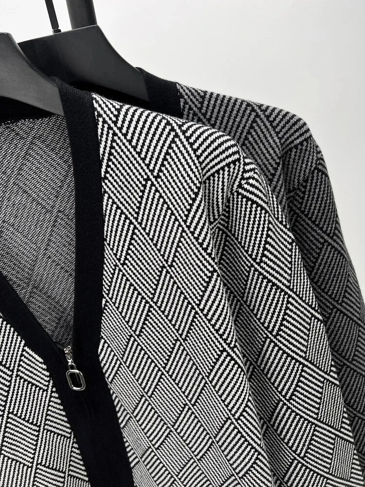 Luxury brand men's V-neck knitted sweater autumn winter new fashion boutique zipper European design high-end shawl casual coat