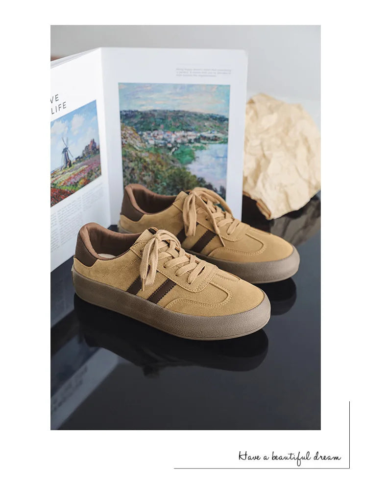 Vintage Brown Man Sneakers Suede Leather Men's Skateboard Shoes Comfort Lace-up Men Skate Sneakers Thick Sole Casual Board Shoes