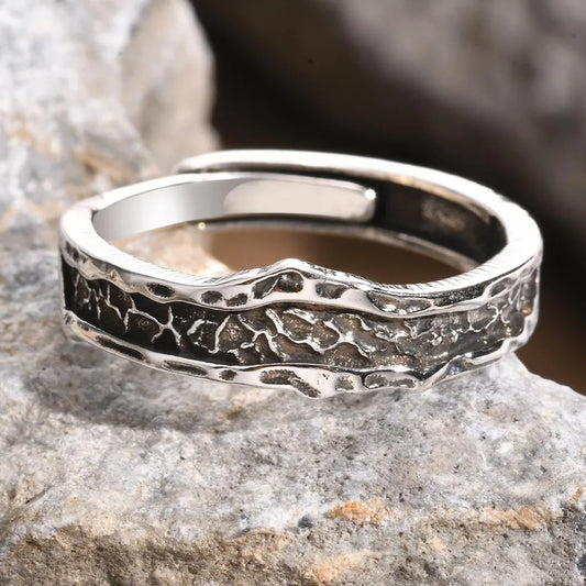 Vnox Retro Wedding Rings for Men,Vintage Silver Color Metal Finger Bands Resizable,Valentine's Father's Day Birthday Party Gift