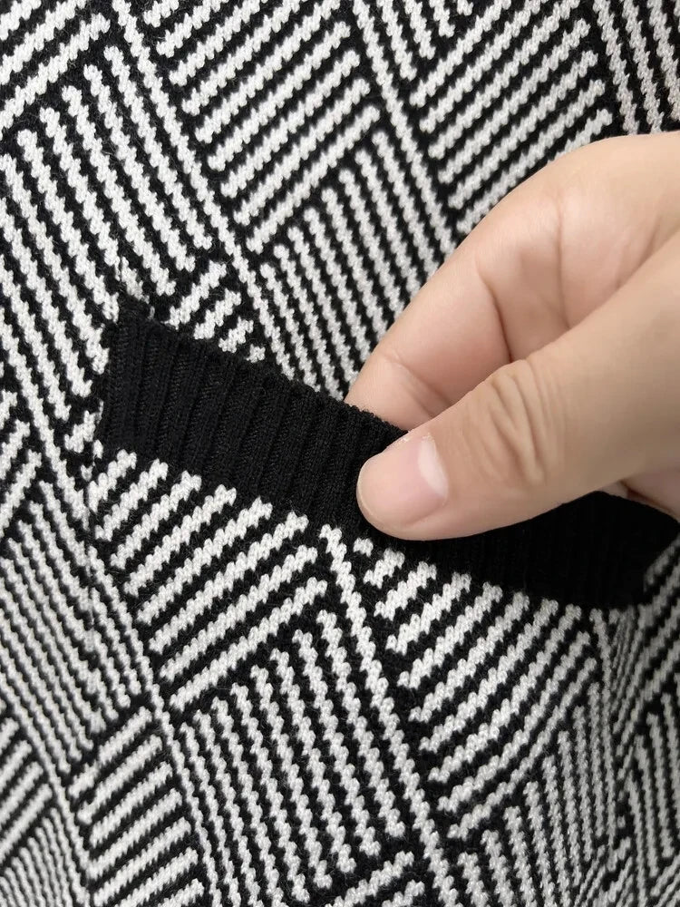 Luxury brand men's V-neck knitted sweater autumn winter new fashion boutique zipper European design high-end shawl casual coat