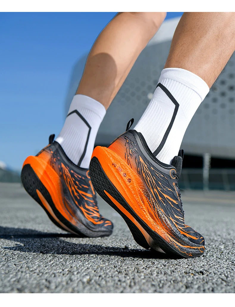 Men Sports Running Shoes Casual Marathon Carbon Plate Breathable Lightweight Women's Fluorescence Athletic Nonskid Sneakers