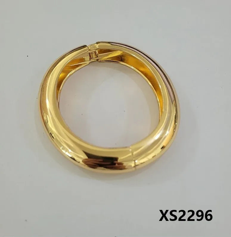 Ingemark 4 Styles Exaggerated Punk Geometric Large Open Spring Bangles Women Chunky Heavy Metal Cuff Bracelet Men Jewelry Gift