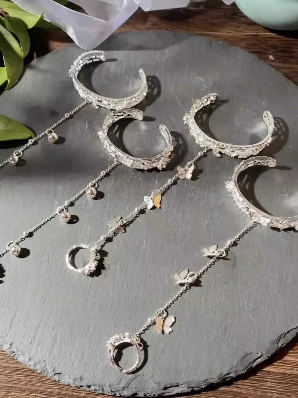 Tian Guan Ci Fu Bracelet Ring Adjustable Heaven Official’s Blessing Hua Cheng Xie Lian Cosplay Accessories Butterfly Finger Ring