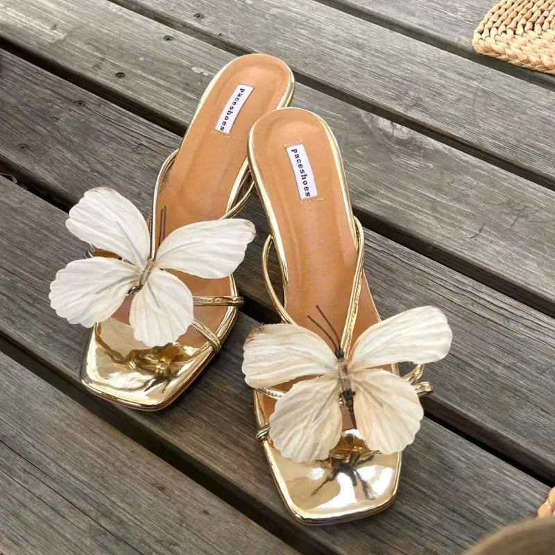 Designer Charms Hawaiian Romantic Bohemian Colorful Flower Accessories Summer New Elegant Women Slippers Casual Shoe Lace Charms
